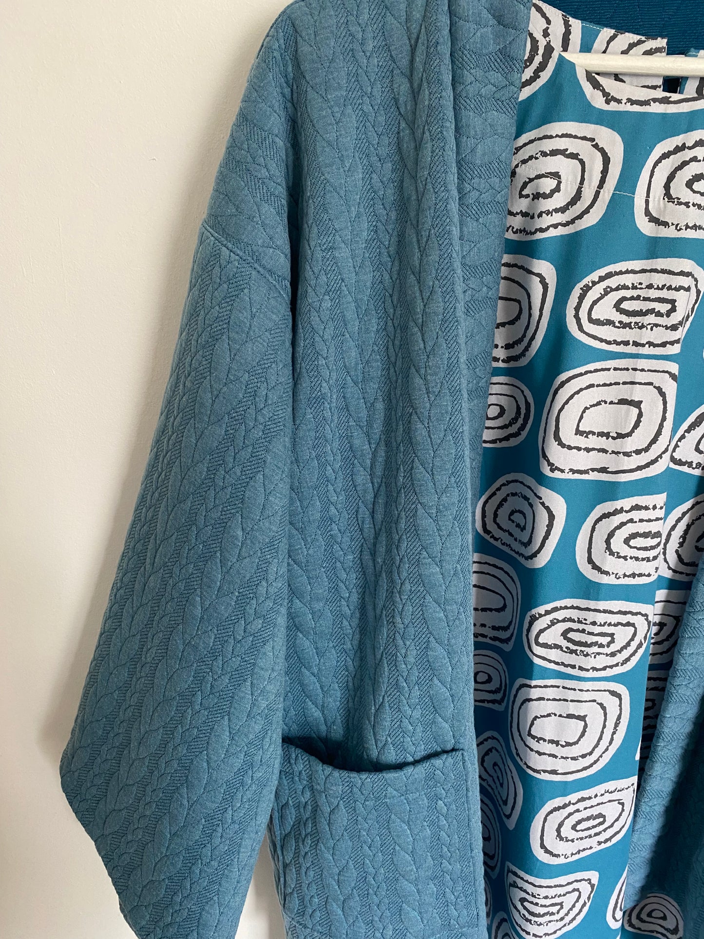 CABLE KNIT JERSEY FABRIC
