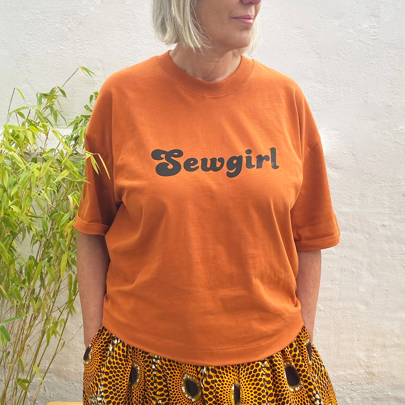 SEWGIRL T-SHIRT