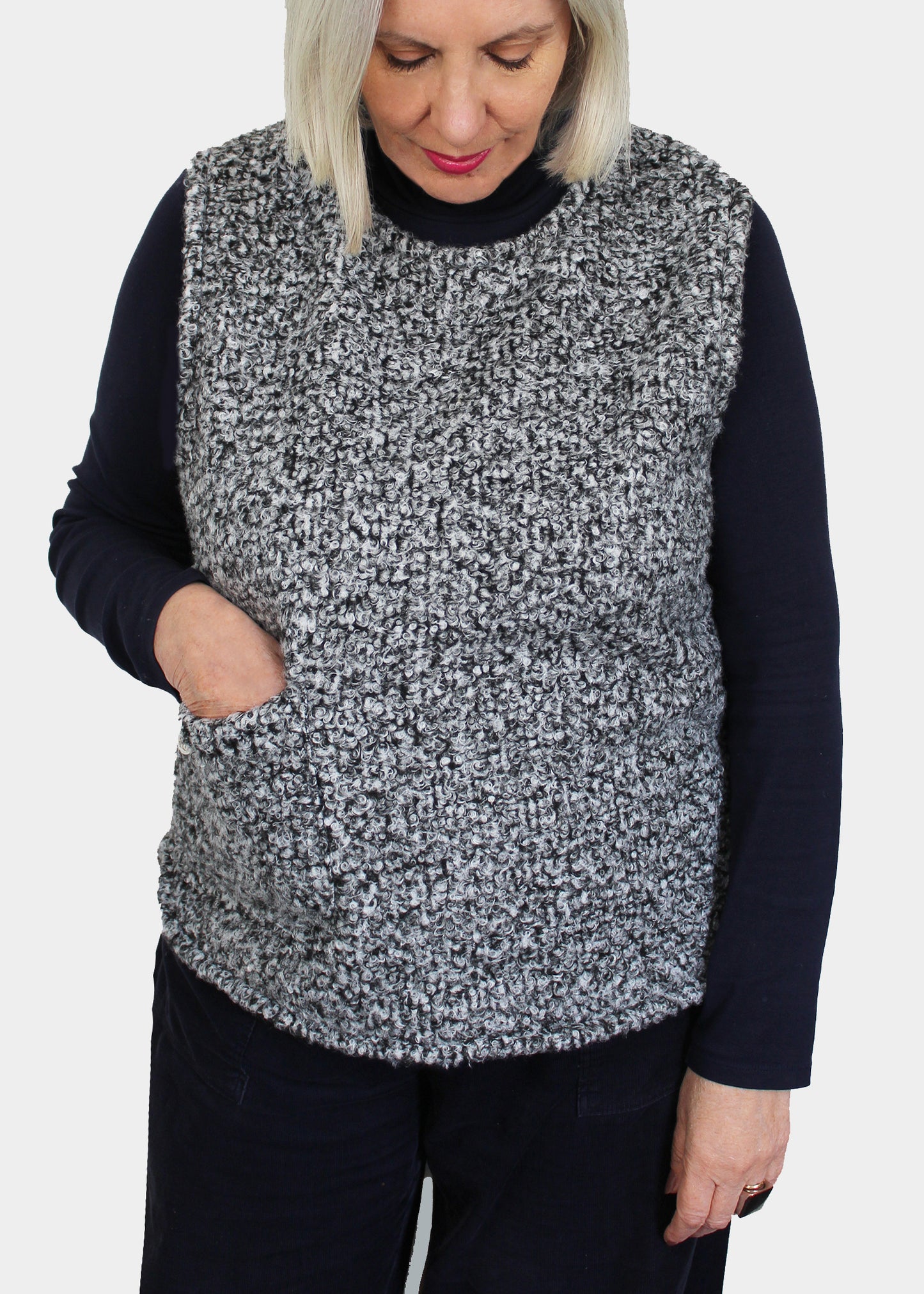 GERTRUDE GILET sewing pattern and KIT