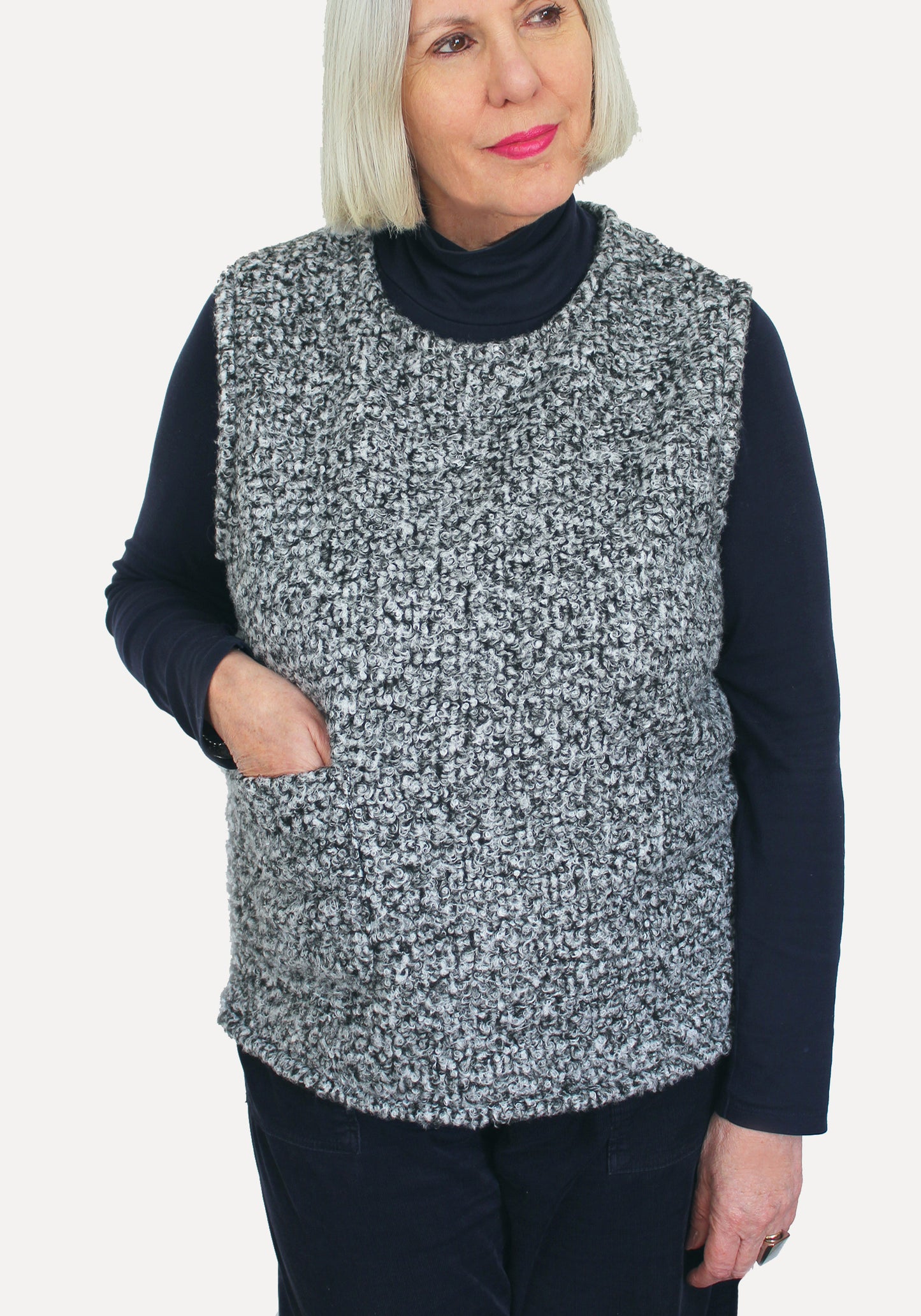 GERTRUDE GILET sewing pattern and KIT