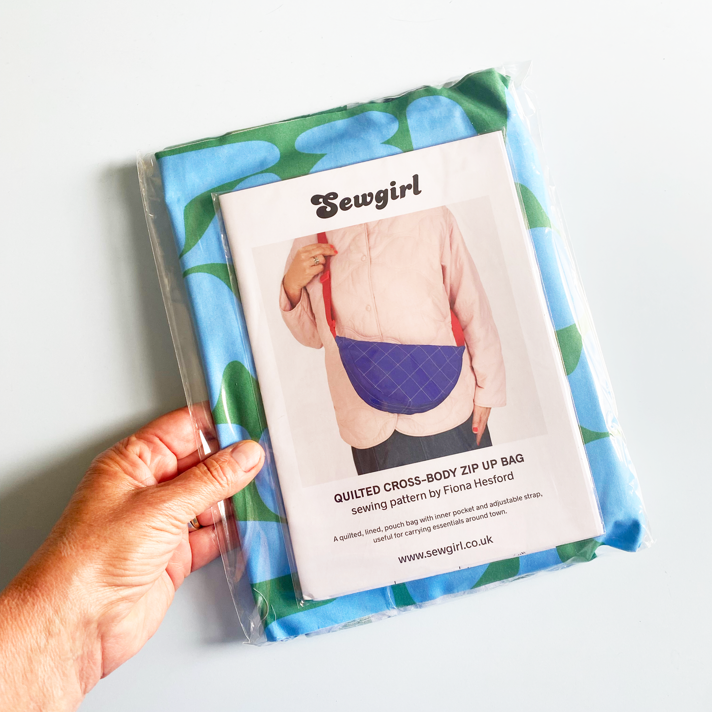 CROSS BODY Quilted Zipped BAG sewing pattern