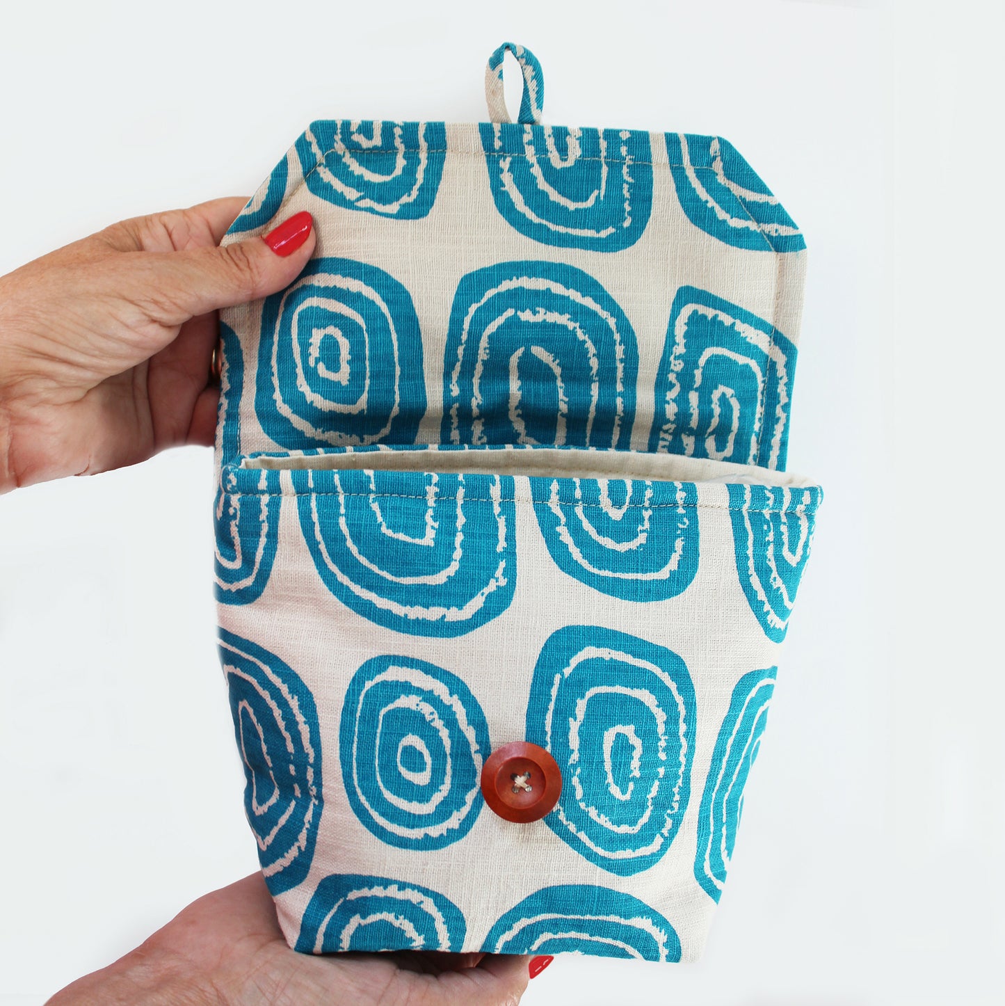 CLUTCH BAG WITH FLAP & BUTTON sewing pattern by Sewgirl